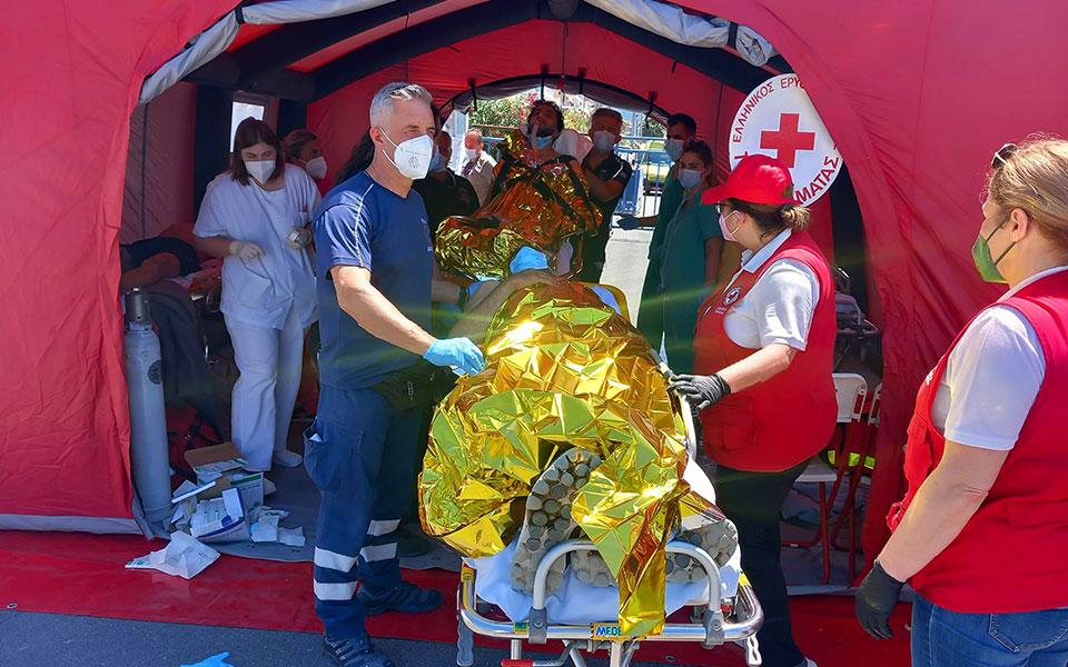 Naufragiul din Grecia se transformă în cea mai mare tragedie din istorie: cel puţin 79 de morţi şi sute de oameni dispăruţi | A fost decretat doliu naţional  840576