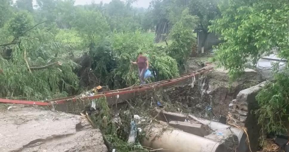 Premierul Marcel Ciolacu intervine în sprijinul sinistraților: ”Oamenii afectați de inundațiile din ultimele zile vor fi ajutați de Guvern” 840889