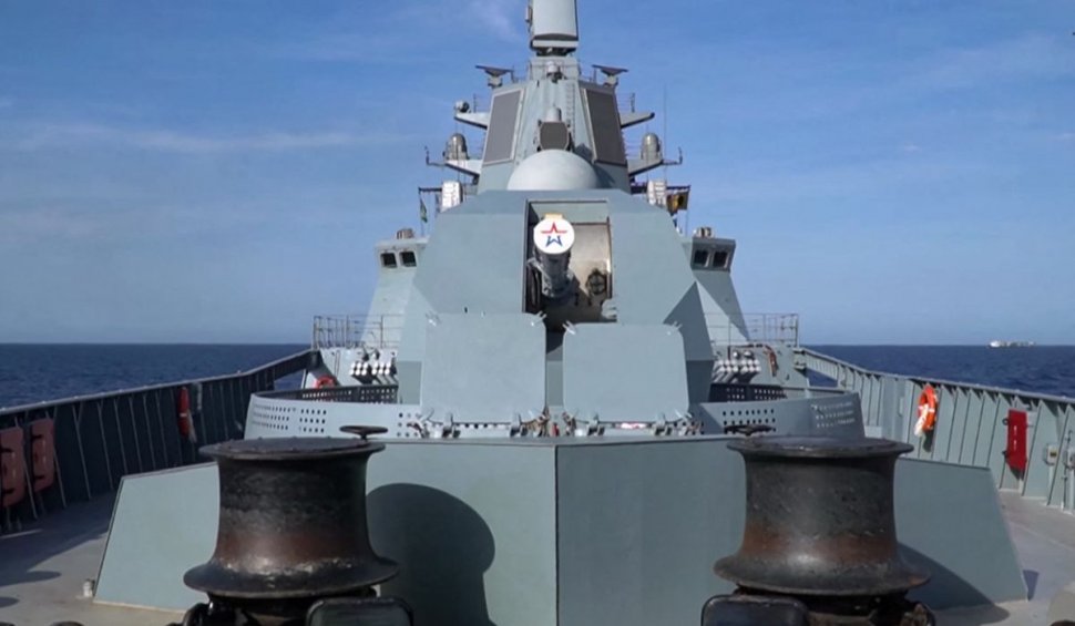 Moscova anunță că a salvat cu fregata "Amiral Gorșkov" zeci de oameni aflați pericol pe Marea Mediterană