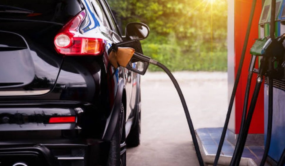 Benzina și motorina încep săptămâna cu o nouă scumpire. Prețul carburanților în România, astăzi, 19 iunie 2023