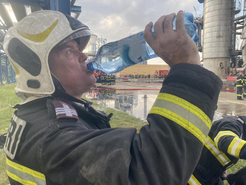 ISU Constanţa: "Ei sunt câțiva dintre cei 100 colegi care, astăzi, au fost la datorie pentru ca noi toți să fim în siguranță" 841840