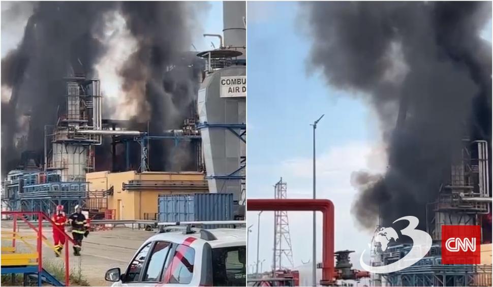 Primele imagini de la incendiul produs la rafinăria Petromidia. Muncitorii fug din calea flăcărilor 841778