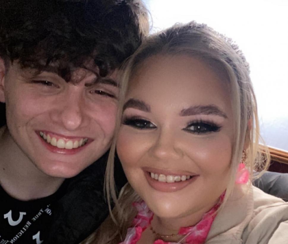 "Ai luat o bucată din inima mea cu tine". Daniel, un tânăr de 19 ani, a fost găsit mort în baia unui hotel, în timp ce se afla în vacanță cu familia, în Bulgaria 841587