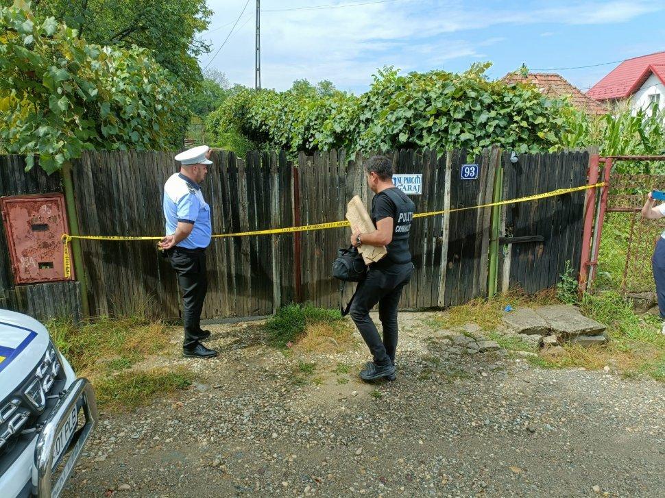 Condamnare definitivă la închisoare pe viață pentru criminalul din Bascov care şi-a omorât părinţii, sora, fratele şi nepoata 841934