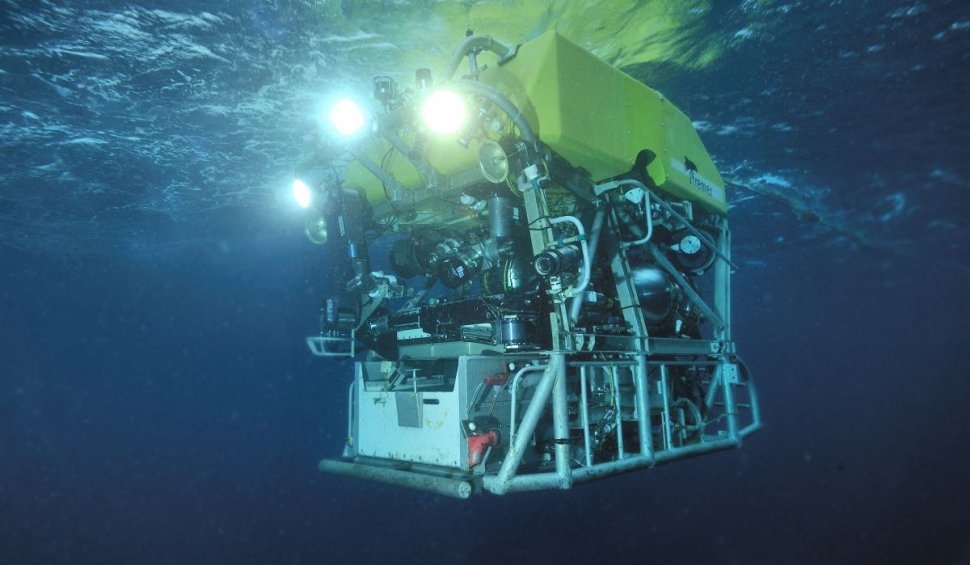 Garda de Coastă a SUA a găsit resturi în zona de căutare a submersibilului Titan, dispărut de cinci zile lângă epava Titanicului