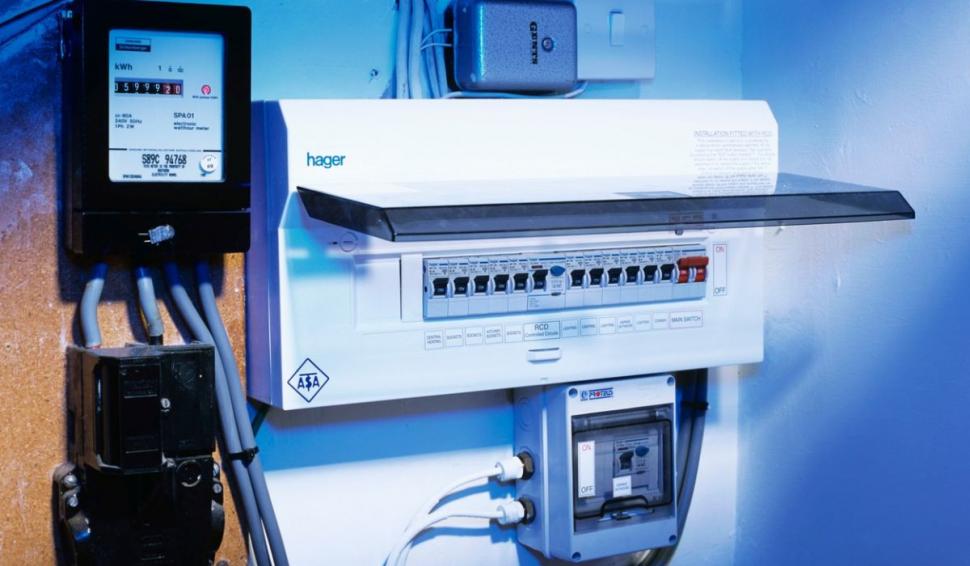 Hidroelectrica A Anun at Perioada n Care Clien ii Pot Transmite