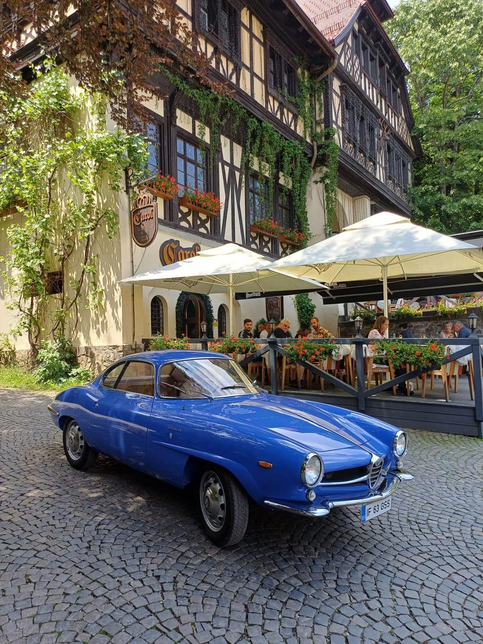 Imagini cu cele mai frumoase mașini de colecție din Europa, la Concursul de Eleganţă Sinaia 2023 842426