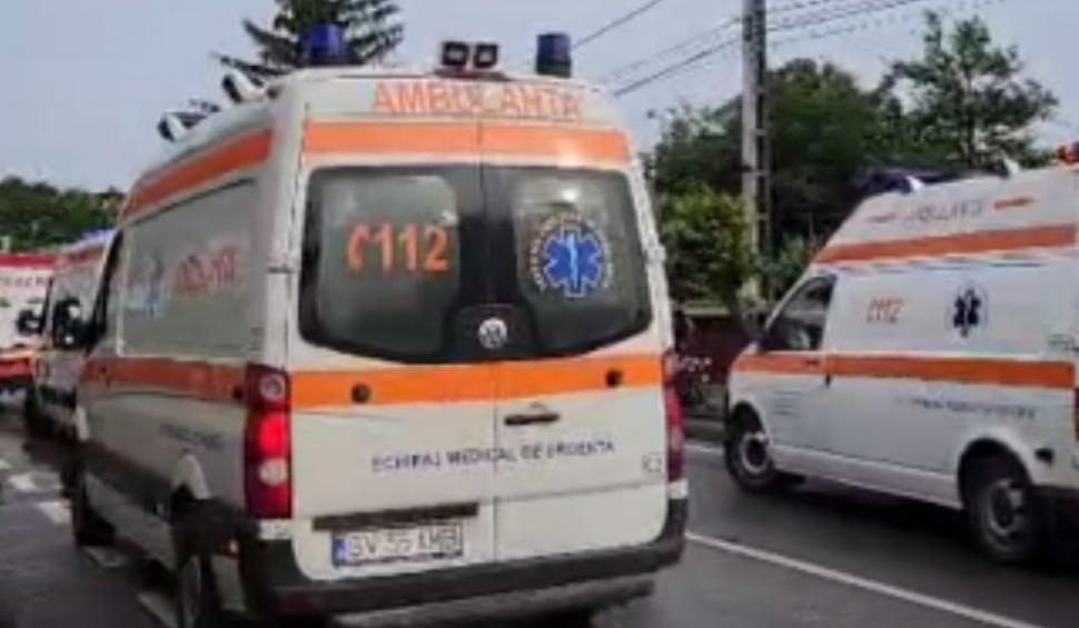 Accident cu 11 victime, printre care şi copii, în Suceava. S-a activat Planul Roşu de Intervenţie 842552