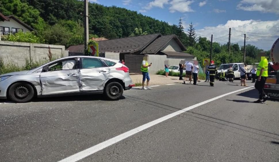 Accident grav pe DN7, în Argeș. Un motociclist a murit 842702