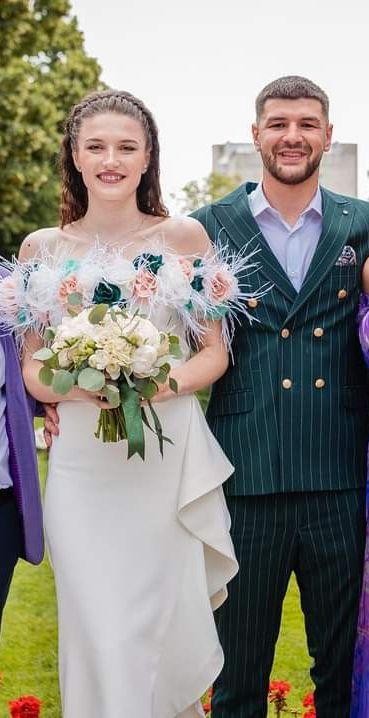 Ei sunt Ana şi Lucas, cei doi poliţişti care au murit în accidentul din Cluj. Tânăra de 23 de ani era însărcinată şi fusese ofiţer la Rutieră chiar în zona unde a avut loc tragedia 842596