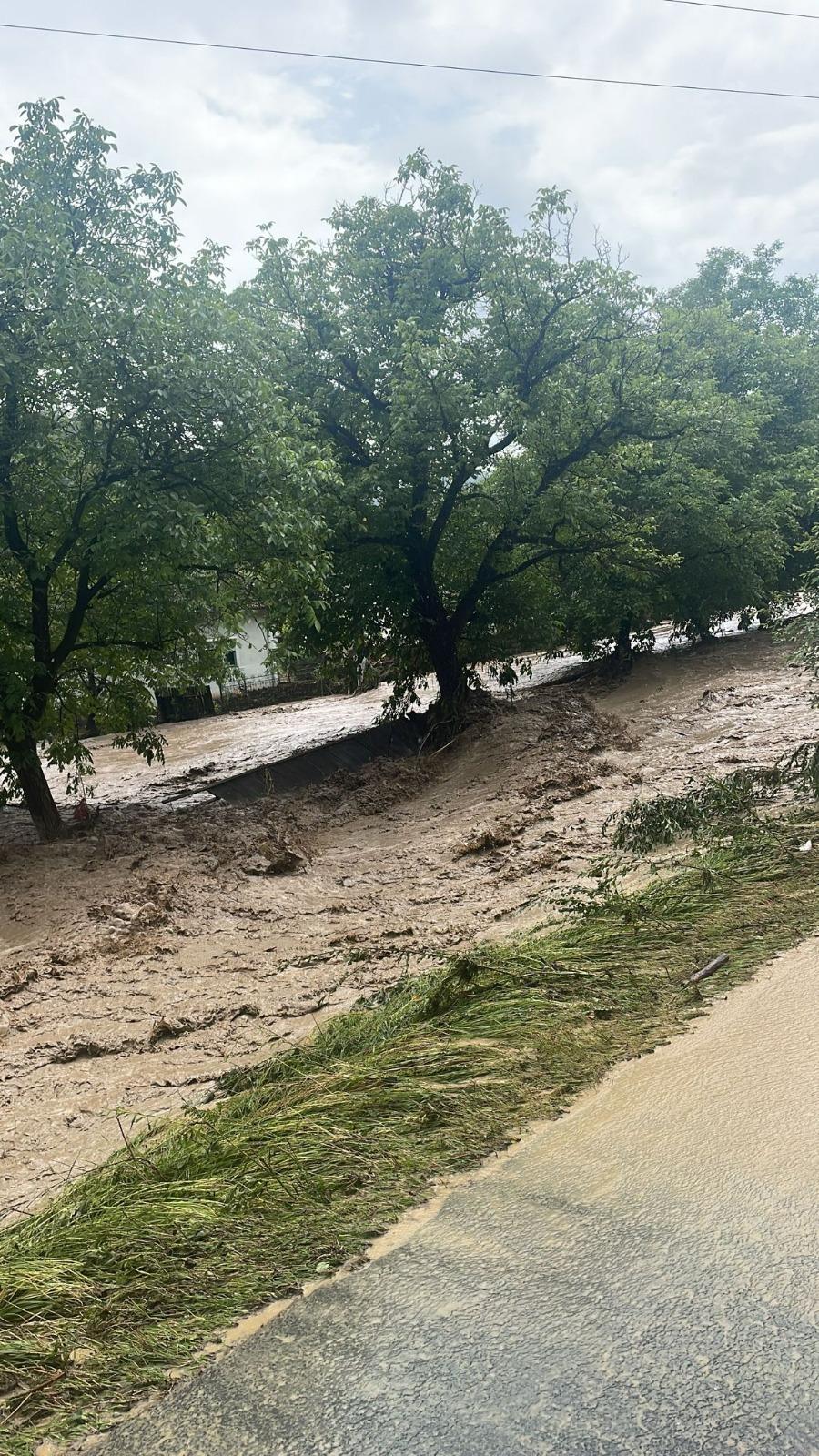 Ministrul Mediului, anunţ de ultimă oră din zonele afectate de inundaţiile devastatoare din ultimele zile: "Lucrurile sunt mult mai grave" 842739