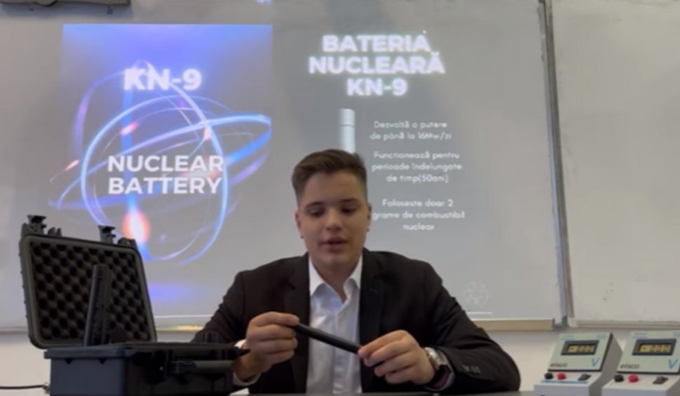 Cum arată bateria KN9, inventată de un tănăr de 15 ani, care poate produce timp de un secol curent electric pentru un întreg cartier