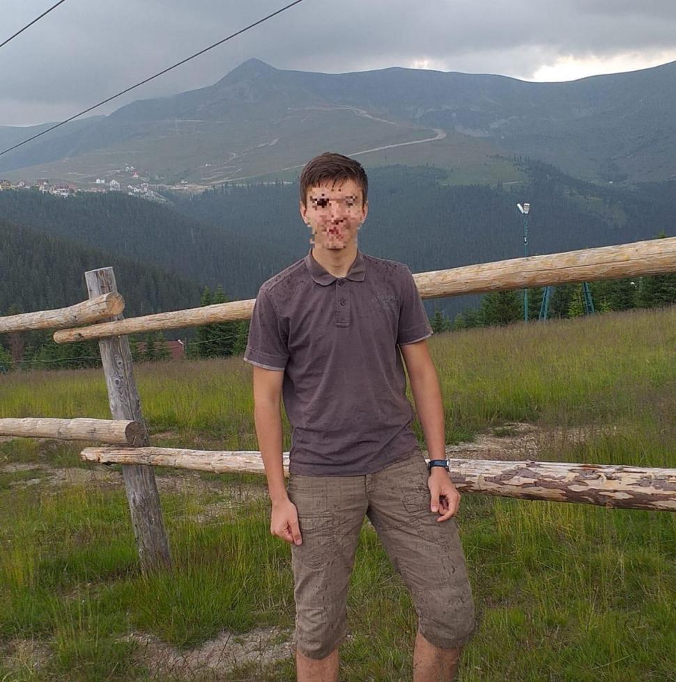 El este Alex, adolescentul care a înjunghiat doi tineri în Grădina Botanică! Fiu de polițist și elev la Liceul Militar 843045