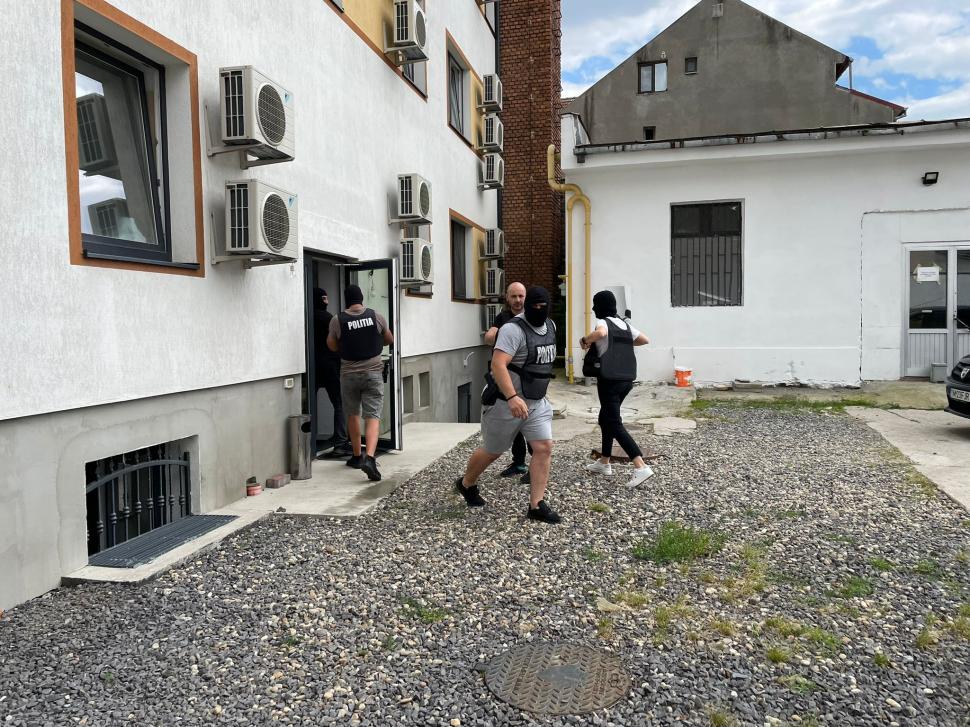 Alertă în Timişoara. Poliția face filtre pentru a găsi suspectul principal în cazul dublei crime 843592