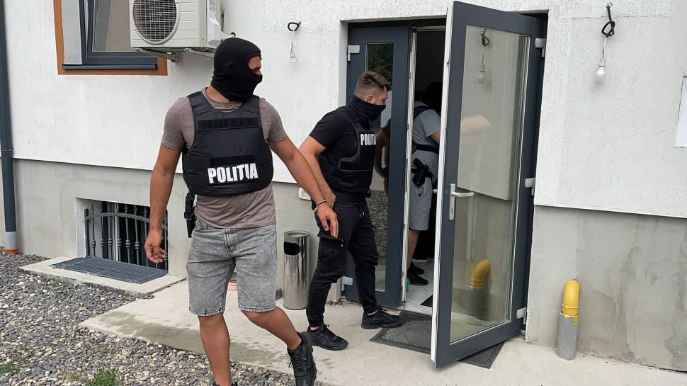 Alertă în Timişoara. Poliția face filtre pentru a găsi suspectul principal în cazul dublei crime 843593