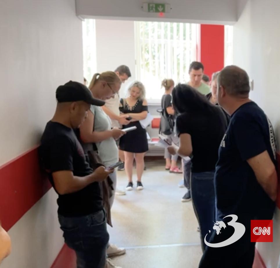 Gest impresionant de omenie, pentru tânărul înjunghiat în Grădina Botanică din Craiova! Oamenii stau la coadă să doneze sânge 843464