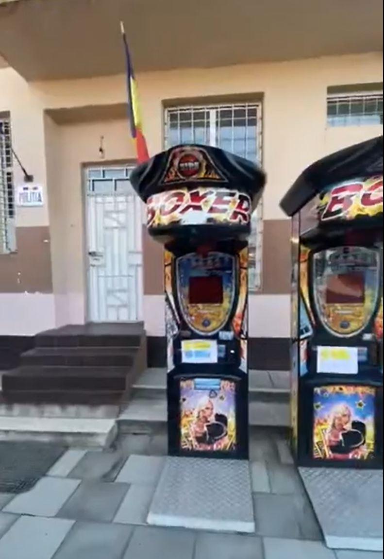 Postul de poliţie din judeţul Gorj, transformat în bâlci: "Este polul bătăii de joc la adresa Poliţiei Române". Explicaţia autorităţilor locale 843473