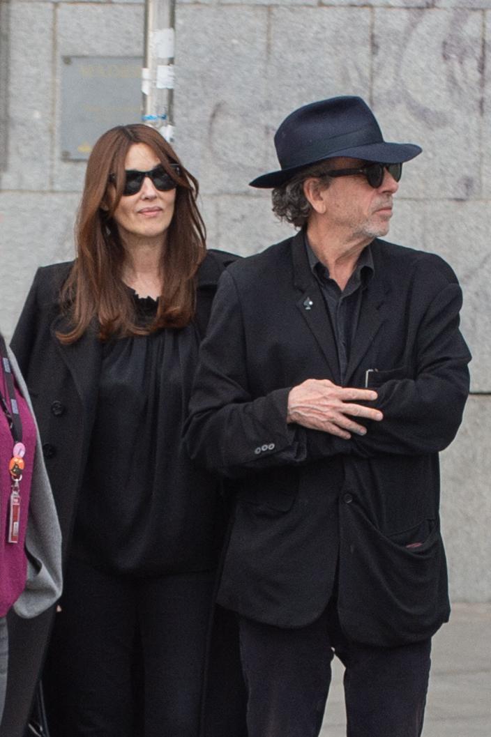 Monica Bellucci confirmă ca are o relație cu regizorul Tim Burton. Ce spune actrița despre iubitul ei 843722