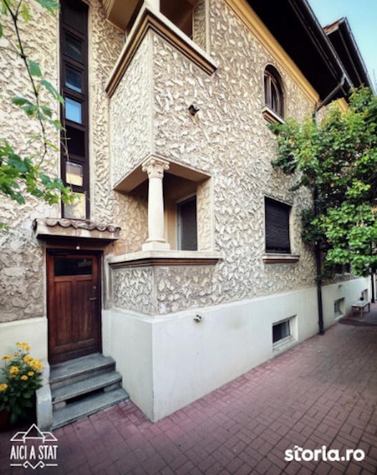 Cu cât se vinde o vilă din 1939, în stil mediteranean, din centrul capitalei. A aparținut unei familii cu o istorie bogată 843772