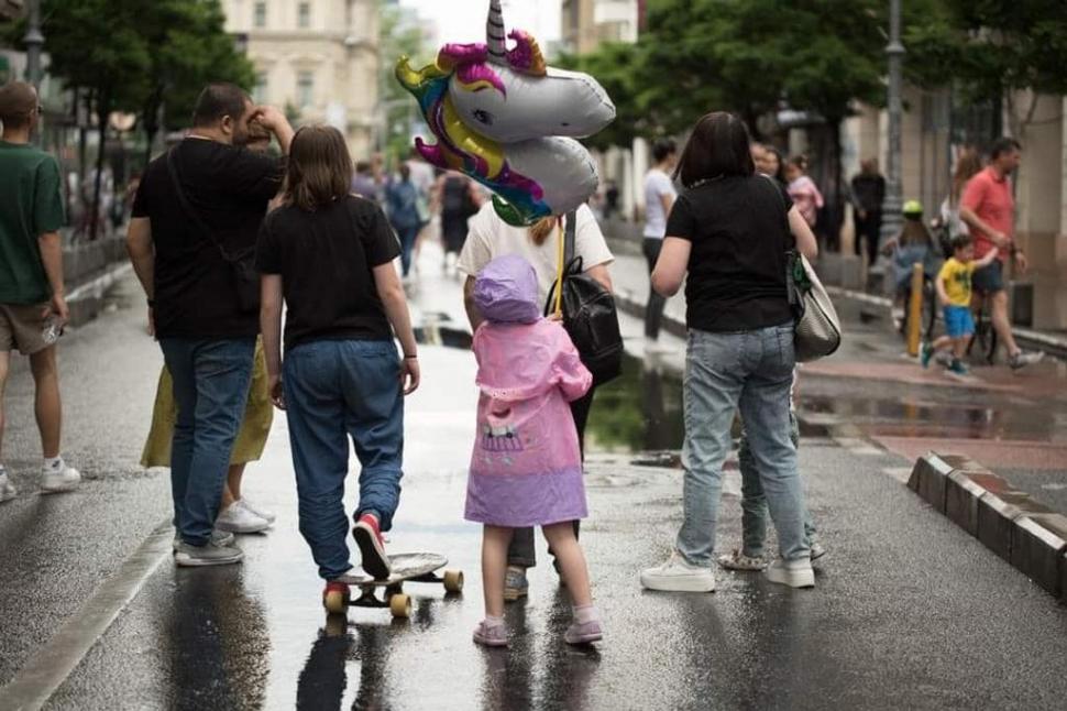 Spectacol în Centrul Bucureștiului: A început Festivalul Internațional de Teatru de Stradă B-FIT 843963