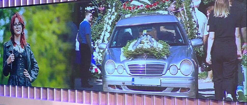 Drum lin printre îngeri, Melis! Imagini sfâşietoare de la înmormântarea tinerei de 14 ani ucisă la Craiova 844007