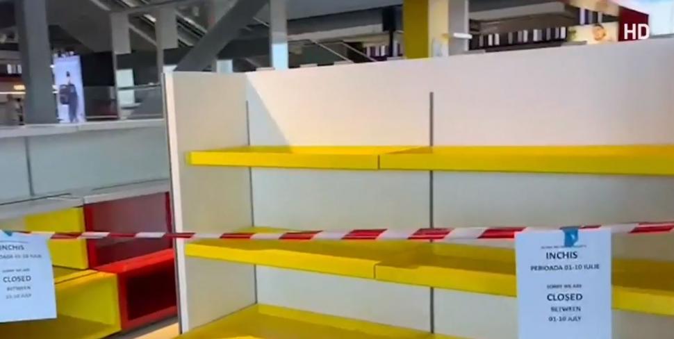 Magazinele din Aeroportul Otopeni s-au închis. Călătorii sunt întâmpinaţi de imagini dezolante 844041