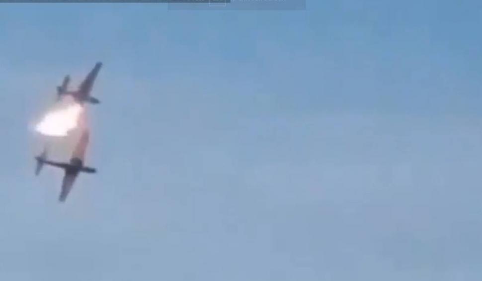 Două avioane s-au ciocnit în aer, în Columbia. Unul dintre piloți a murit 844171