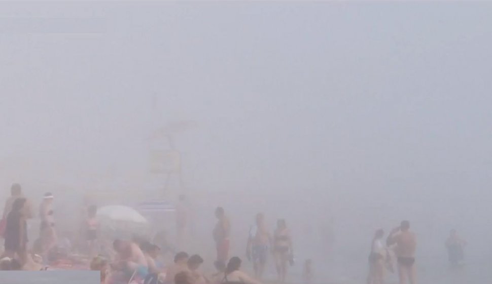 Atenţionare ANM de ceaţă densă şi caniculă pe litoral. Fenomenul meteo ciudat a închis două porturi