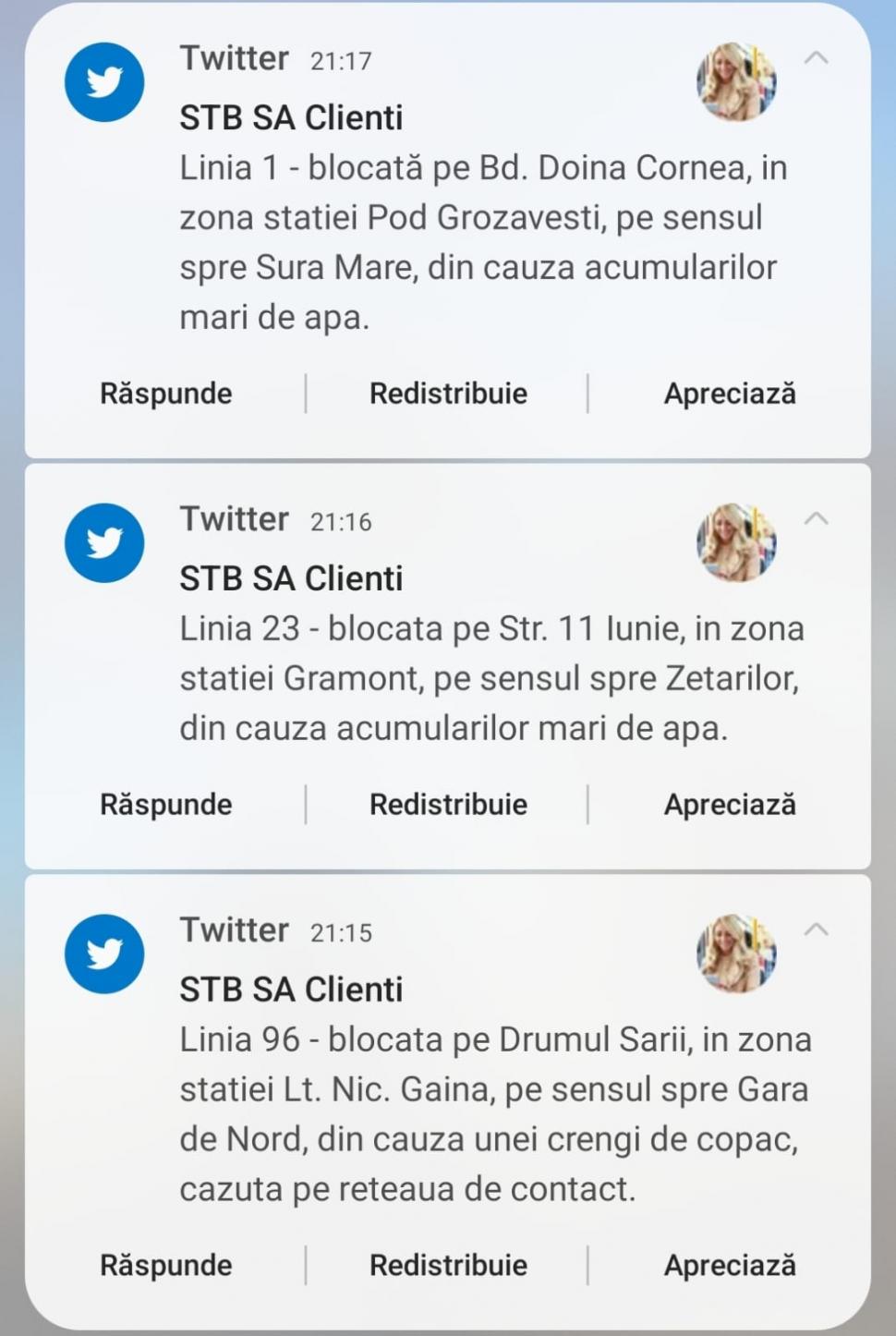 Cod portocaliu de furtună în București: Linii de tramvai blocate și copaci căzuţi pe mașini 844682