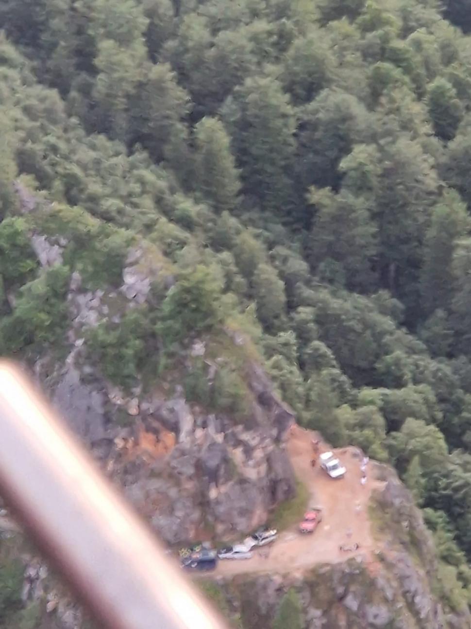 Furtună violentă în Hunedoara. Peste 100 de maşini sunt blocate în zona Câmpul lui Neag 844669