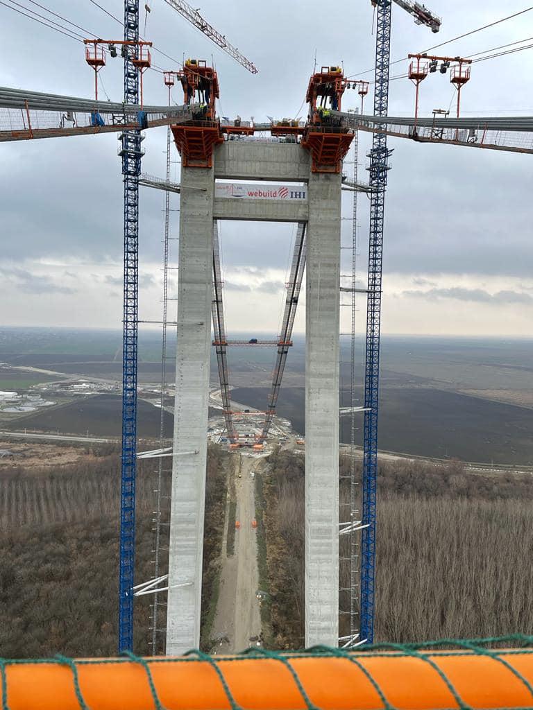 Ce durată de viață are podul suspendat peste Dunăre, al treilea ca dimensiune din Europa 844891