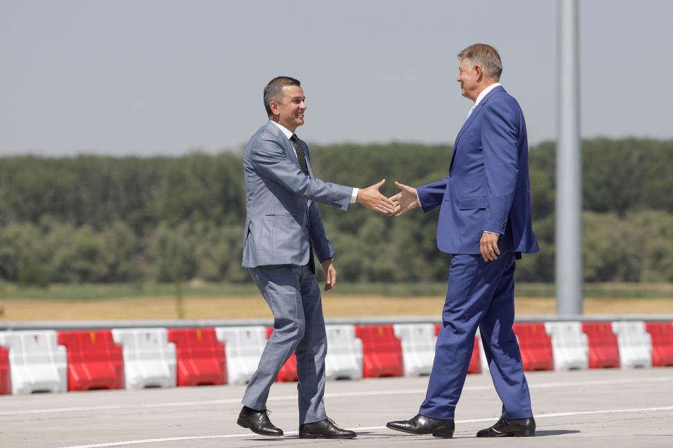 Podul peste Dunăre de la Brăila, inaugurat cu fast. Klaus Iohannis și Marcel Ciolacu, prezenți la marea deschidere 844960