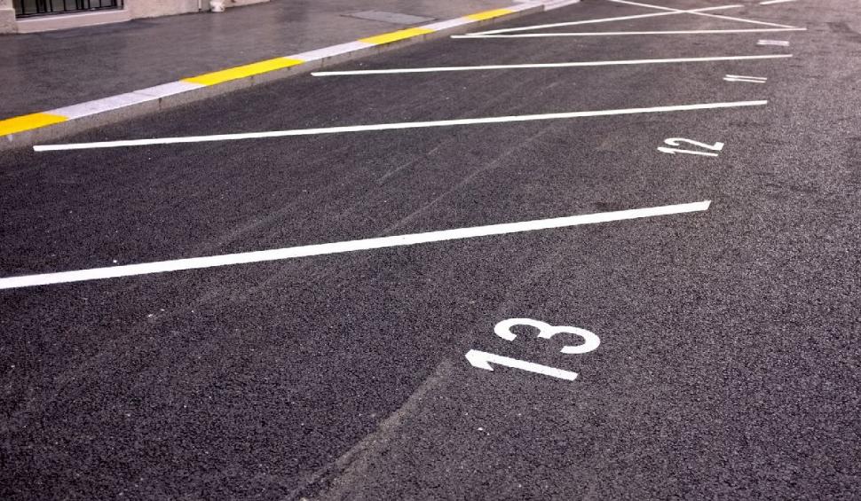 Primăria Capitalei pune în funcțiune mașinile cu radar. Șoferii care nu plătesc parcarea, amendați pe loc