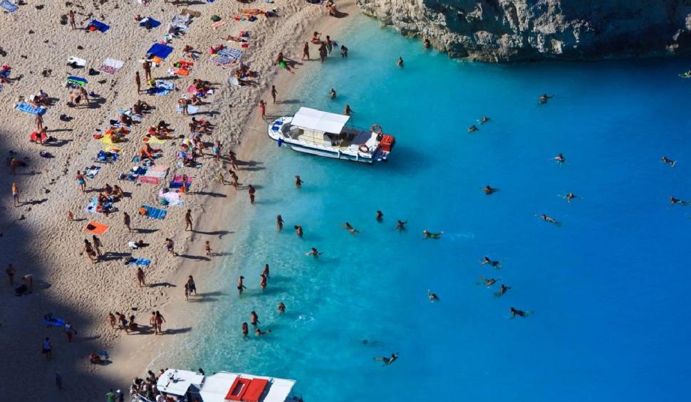 O nouă minivacanţă pentru români. Patru zile libere de mers la mare sau la munte 845775