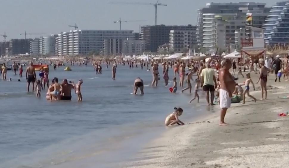 O nouă minivacanţă pentru români. Patru zile libere de mers la mare sau la munte 845780