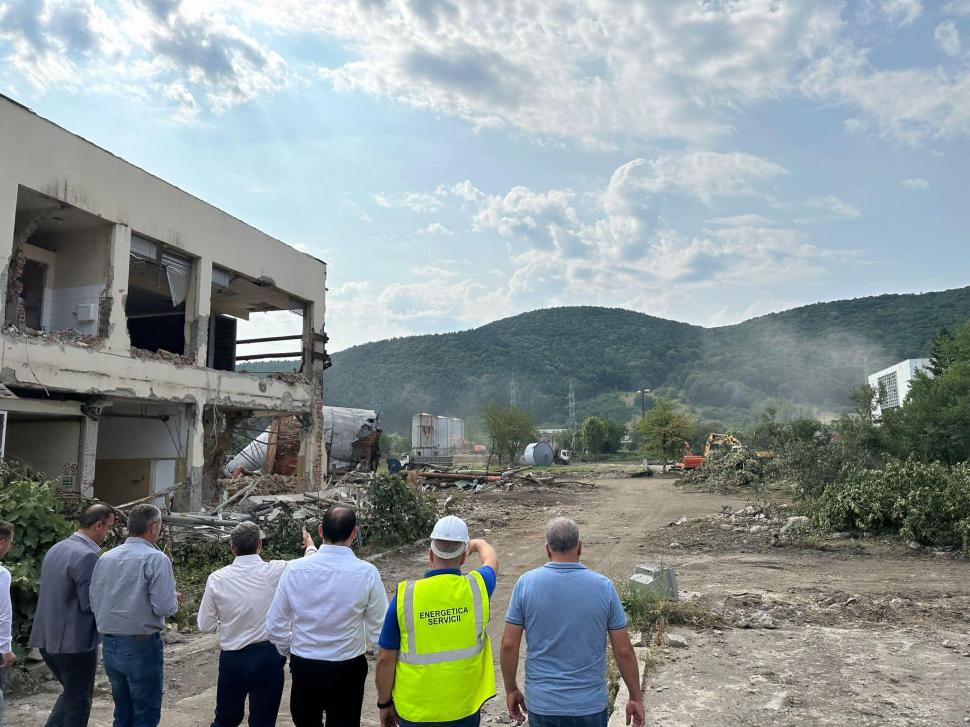 A început demolarea Termocentralei Mintia. Un complex energetic nou va fi construit în locul ei 845983