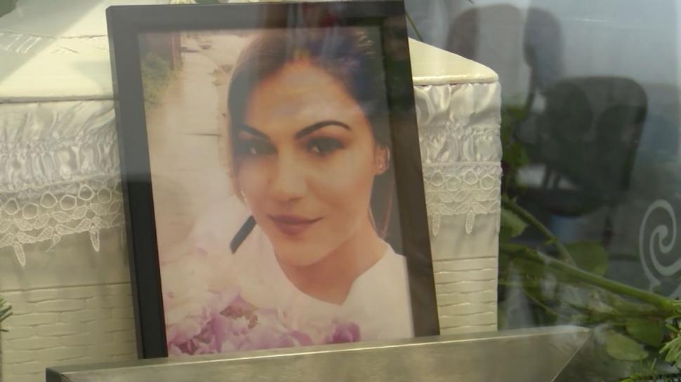 Florentina a fost găsită moartă, la doar 33 de ani, într-un apartament din Sibiu: ”I s-au administrat ciuperci halucinogene!” 846079