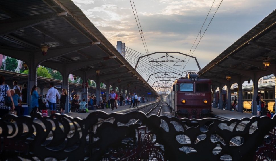 Întârzieri la trenuri, de sute de minute, în Gara de Nord din București