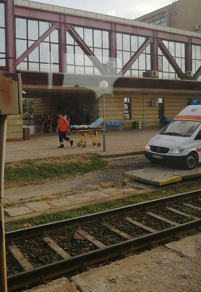 Mai mulţi copii au leşinat din cauza căldurii excesive, într-un tren care mergea la Constanţa. A avut întârziere de zeci de minute 846478