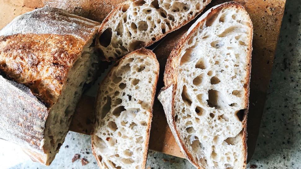 Care pâine îngraşă mai mult: proaspătă sau prăjită, albă sau neagră, cu maia sau cu drojdie 845328