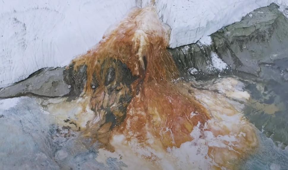 Misterul ghețarului din Antarctica care "sângerează", deslușit de geologi. Climatolog român: "Amplifică topirea lor" 846712