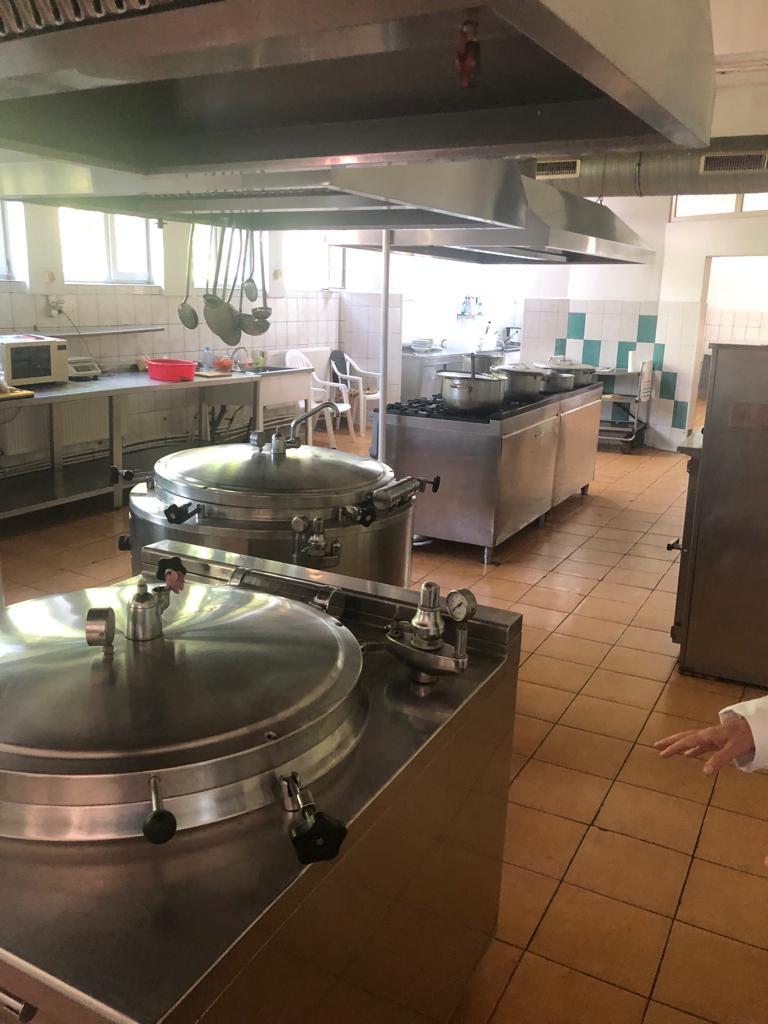 Nereguli la Centrul de zi "Ion Holban” din Iași. 62 de copii cu nevoi speciale locuiesc în condiții improprii. Prefectul cere demisia președintelui CJ 846718