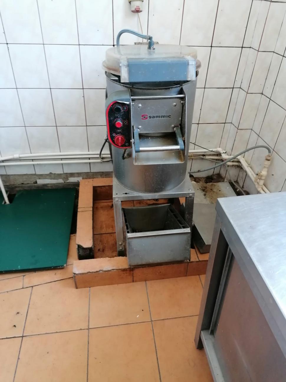 Nereguli la Centrul de zi "Ion Holban” din Iași. 62 de copii cu nevoi speciale locuiesc în condiții improprii. Prefectul cere demisia președintelui CJ 846719