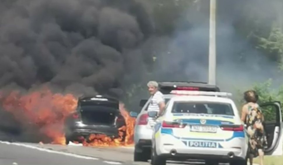 Val de accidente pe Autostrada Soarelui: o mașină a luat foc în mers, după ce s-au produs alte două coliziuni