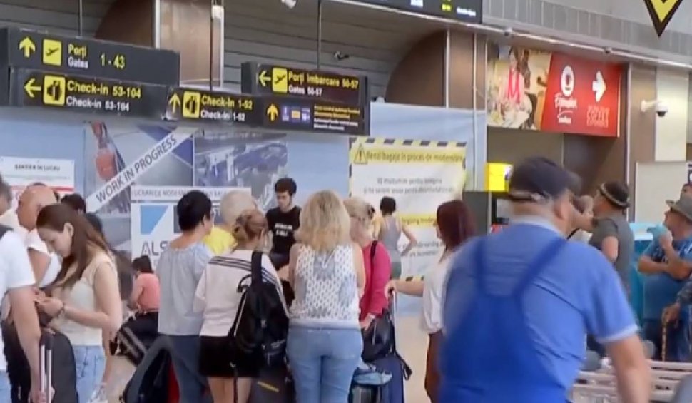 Haos pe Aeroportul Otopeni. Zeci de curse, întârziate sau anulate din cauza grevei din Italia