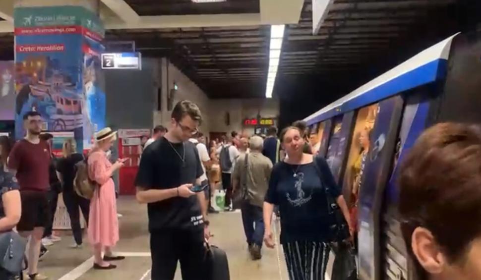 Călător căzut pe linia de metrou, la stația Eroii Revoluţiei. Anunţul Metrorex 847051