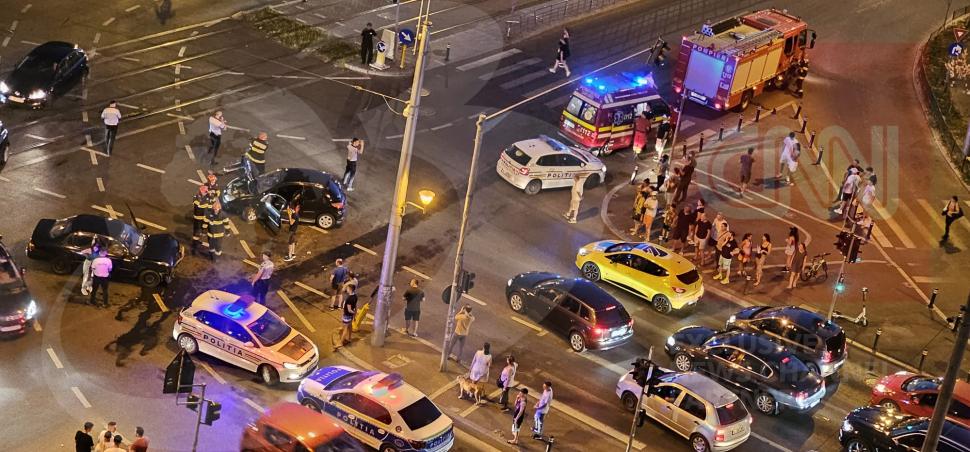 Accident grav în Capitală, la intersecţia Şoseaua Pantelimon cu Morarilor. Circulaţia a fost îngreunată 847298