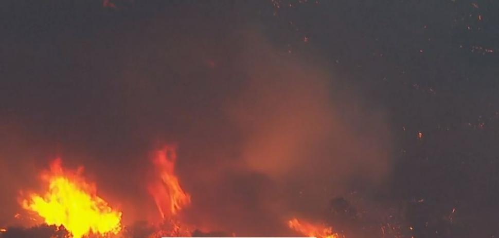 Pompierii români sting incendiile de vegetație din Grecia, umăr la umăr cu salvatorii eleni | ”Misiunea este foarte dificilă”  847276