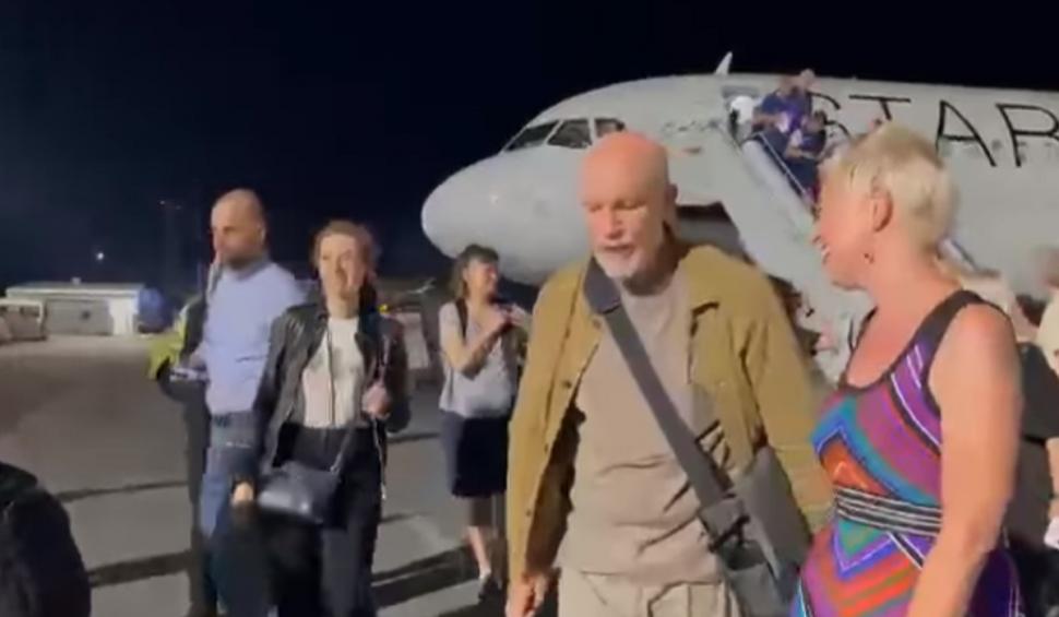 Cunoscutul actor John Malkovich a ajuns în premieră la Timişoara cu un avion de linie, spre surprinderea pasagerilor 847543