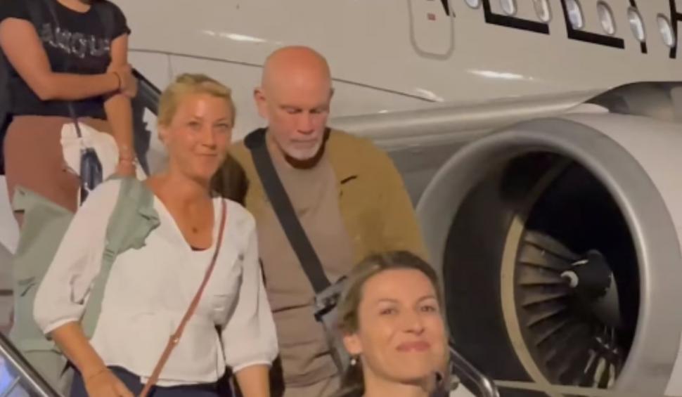Cunoscutul actor John Malkovich a ajuns în premieră la Timişoara cu un avion de linie, spre surprinderea pasagerilor 847544